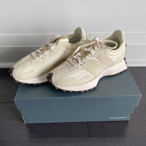 New Balance 327 Angora US Womens 5 - Picture 2 of 4